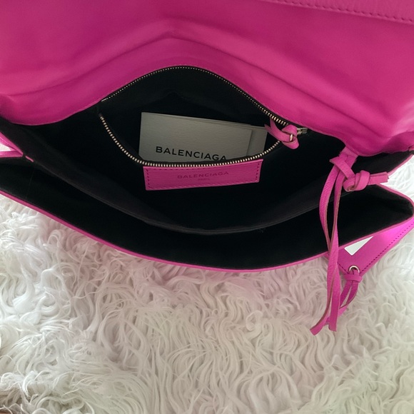 💖 Balenciaga metallic edge lambskin envelop clutch bag Rose 💖 - Picture 7 of 14